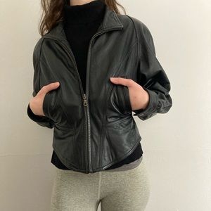 Wilson’s genuine leather cropped black jacket